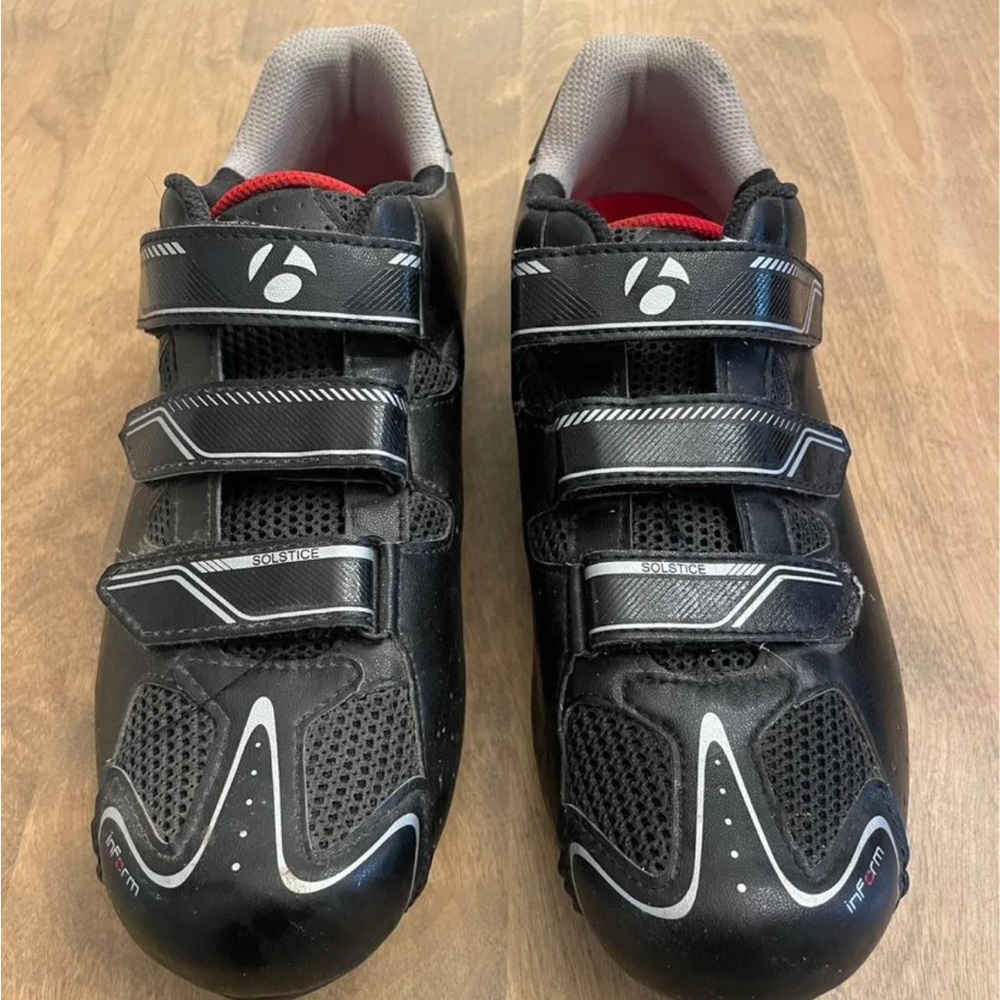 Men’s Bontrager cycling shoes size 12